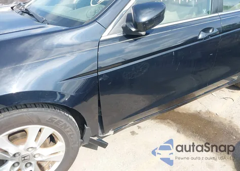 2008 Honda Accord Lxp z USA, uszkodzony, nr VIN 1HGCP26418A101022